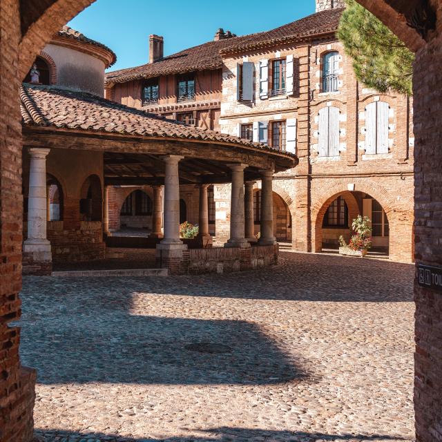 La Halle d'Auvillar, classée monument Historique