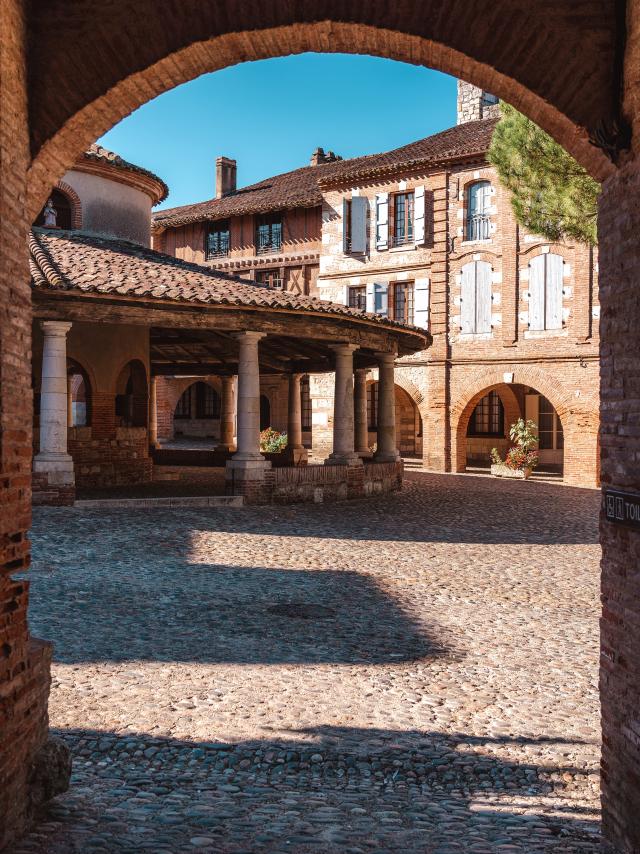 La Halle d'Auvillar, classée monument Historique