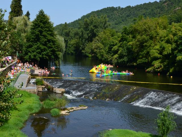 Baignade à Laguépie dans le Viaur