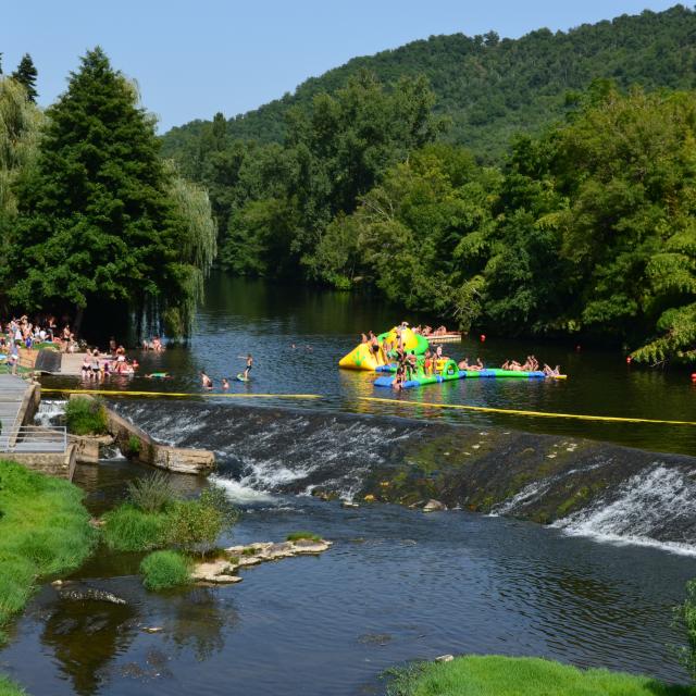 Baignade à Laguépie dans le Viaur