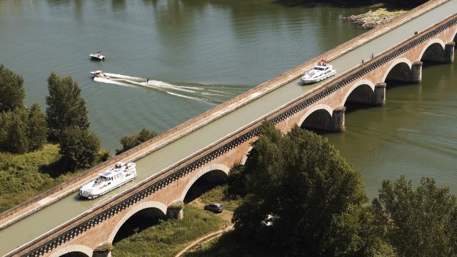 Pont-canal de Cacor à Moissac