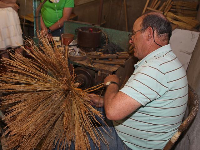 Balais de Grisolles