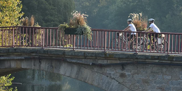 Véloroute-Gorges de l'Aveyron-agence de développement touristique- Tarn et Garonne-82