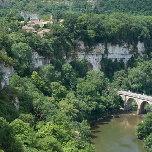 gorges-de-l-aveyron-midi-quercy-st-antonin.jpg