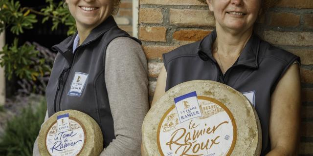 Les Soeurs Maraval Ferme Du Ramier