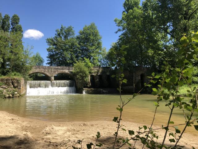 Pont Cascade De Pontalaman