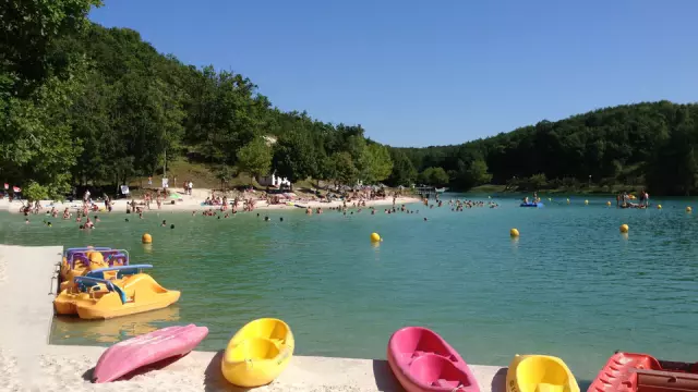 Base De Loisirs Montaigu Plage