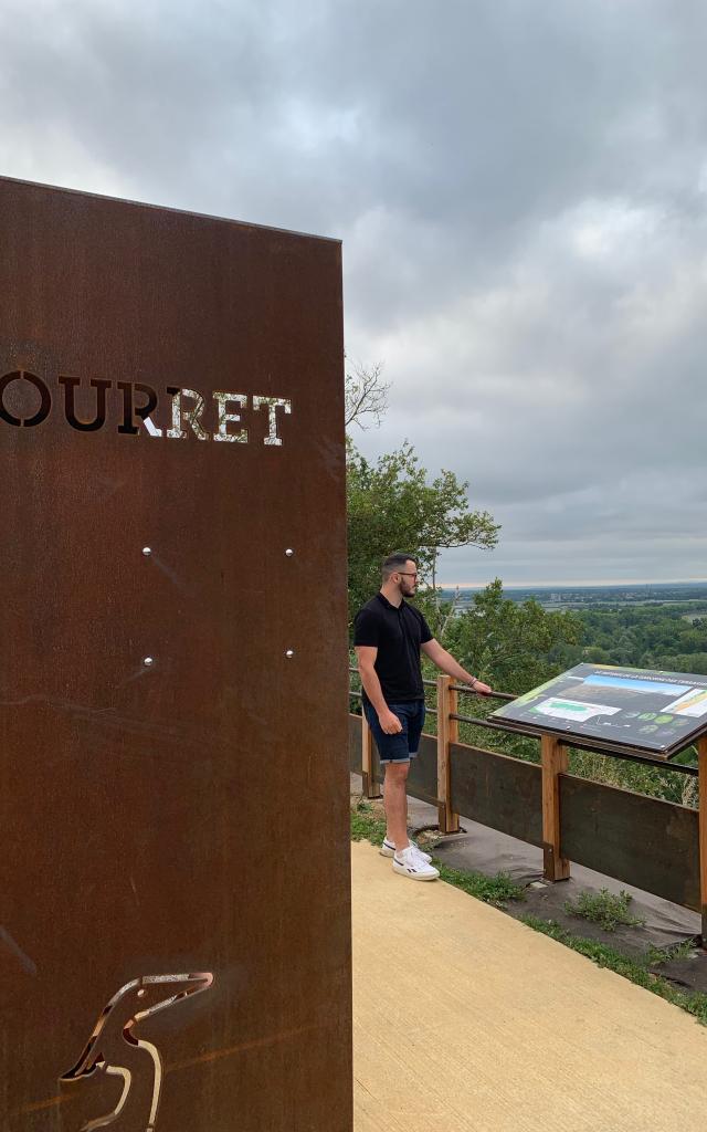 Bourret Point De Vue Sur La Garonne