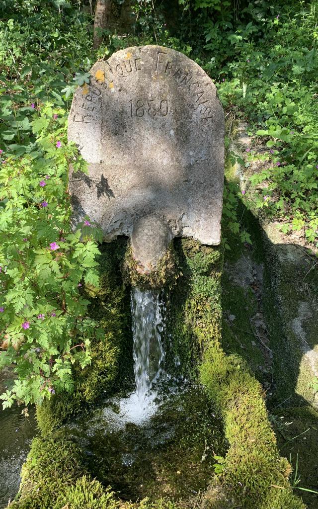 Lavoir Du Théron 4142