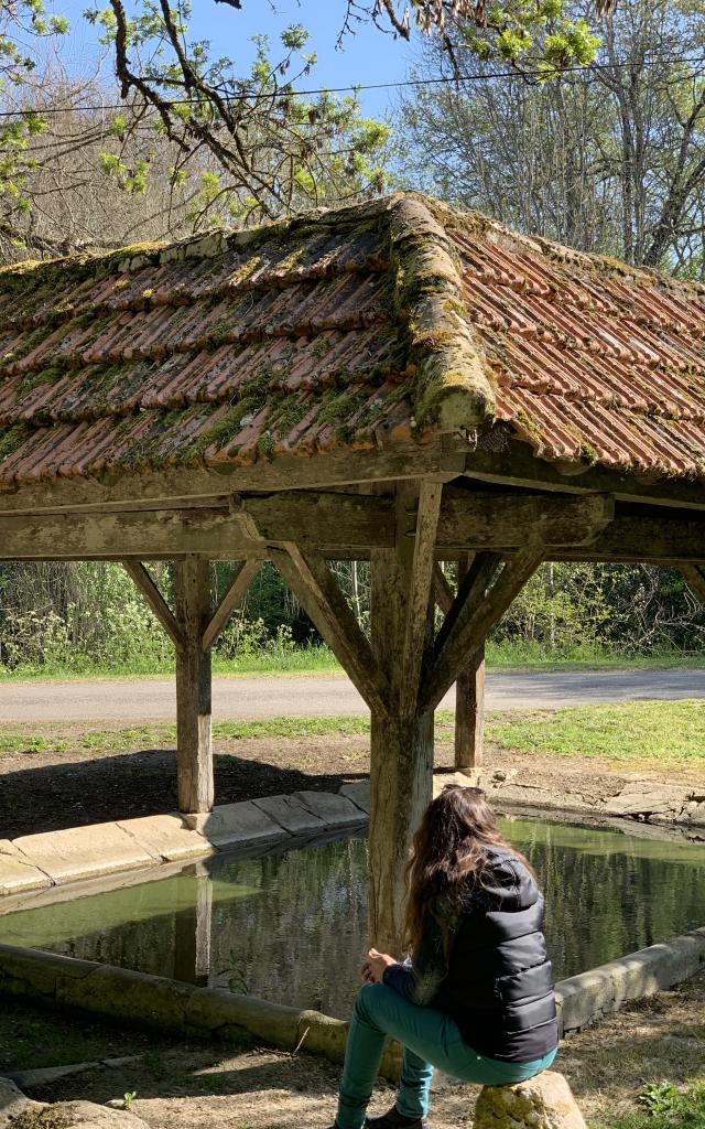 Lavoir Du Théron 4146