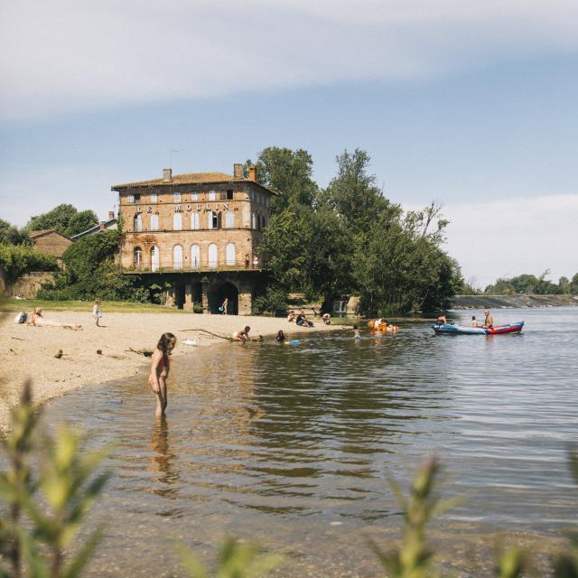 Baignade aménagée à la plage d'Ardus