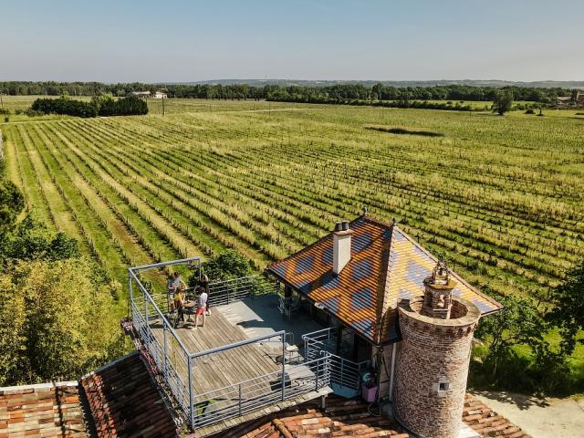 Chateau Saint Louis Terrasse Aurelien Desmiers