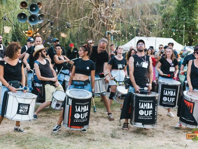 Batucada Samba Ouf au festival Samba al País de Saint-Antonin